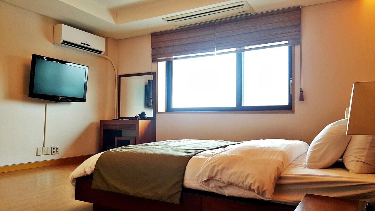 Cheorwon Hantan River Spa Hotel מראה חיצוני תמונה